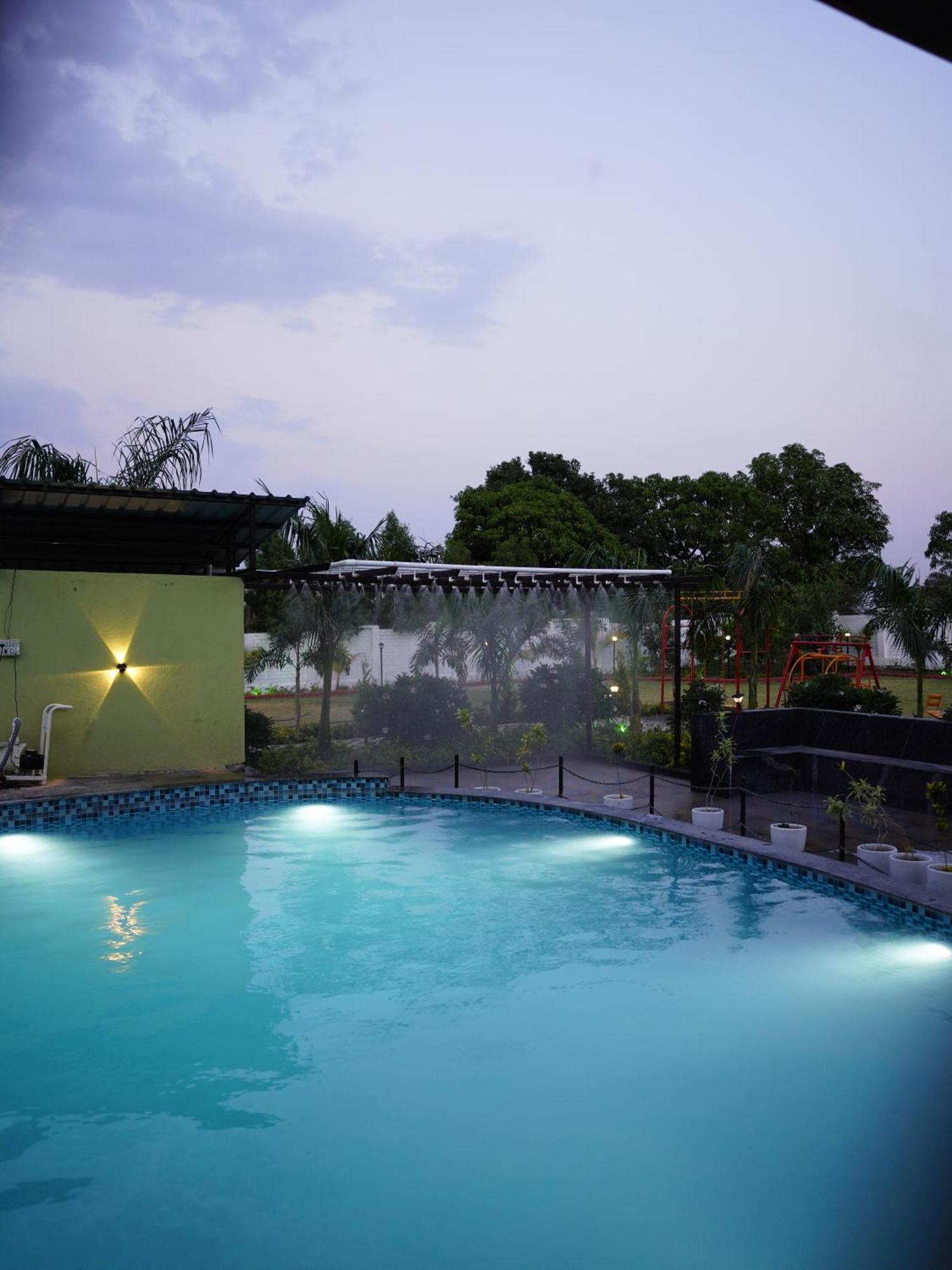 Fun O Farm Luxury Farm Villa Indore Exterior photo